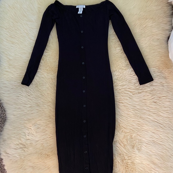 Off Shoulder Dress As Seen On Kylie Jenner - Picture 2 of 4